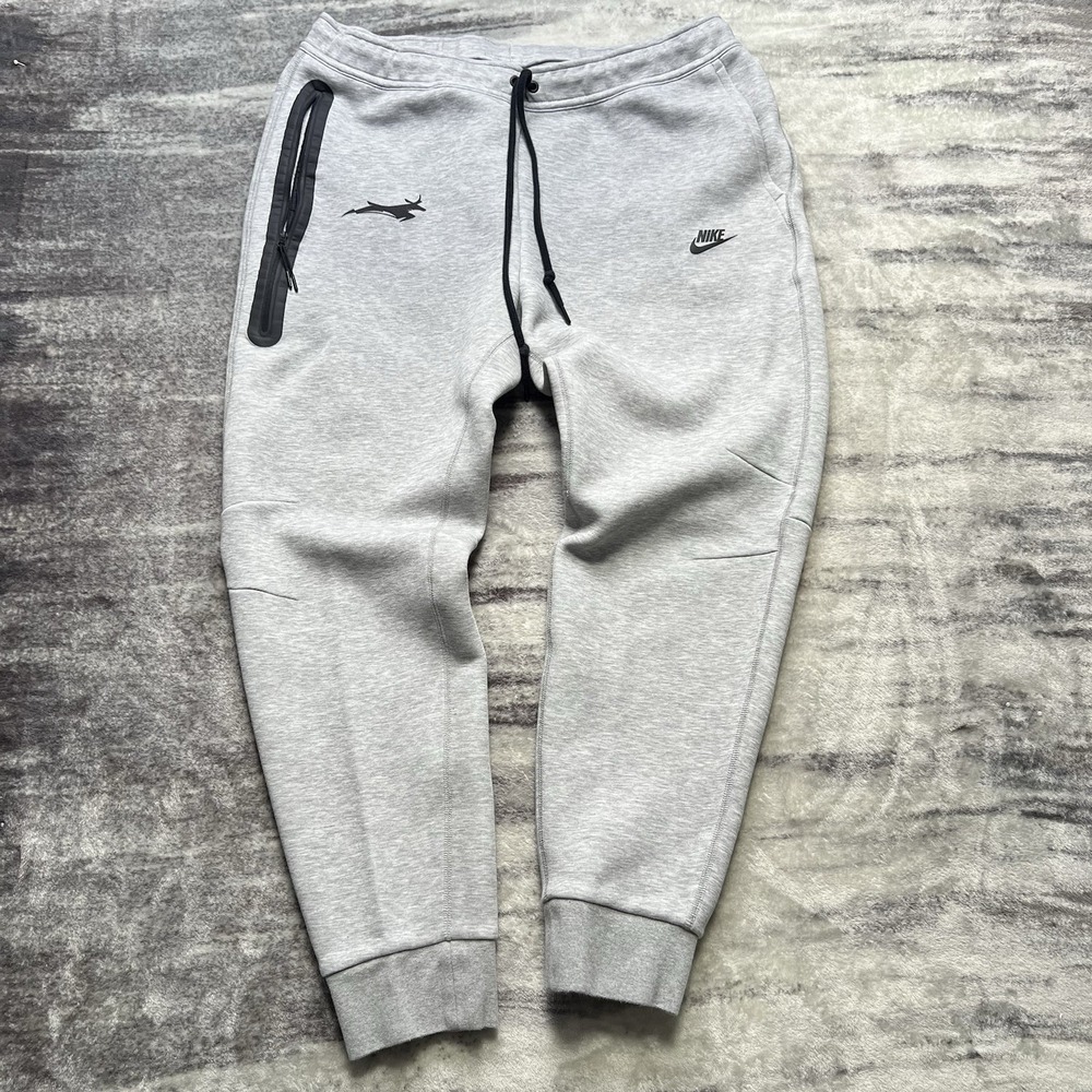Nike Sportswear 2XL Tech Fleece Joggers Men's Gray Tapered Sweatpants